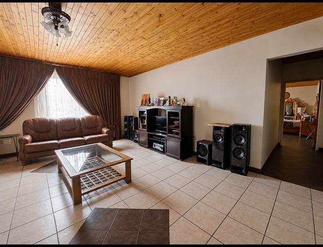 3 BEDROOM HOUSE FOR SALE IN LENTELAND